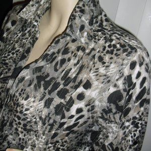 Gloria Vanderbilt,black,white,gray,leopard,animal print,3/4 sleeves,UNIQUE